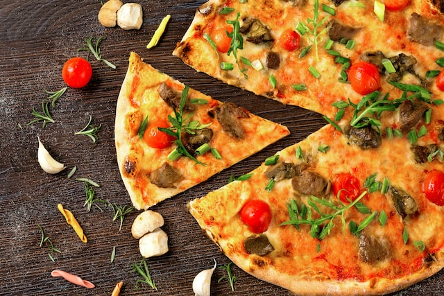 Pizzan paistoaika – Miten saada pizzasta täydellinen?