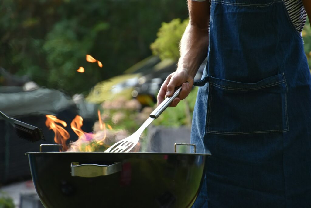 Parhaat grillausvinkit kesälle: näin valmistat ruoat grillissä